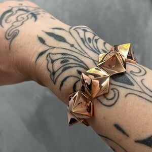 Eddie Borgo Studded Rose Gold Clasp Bracelet